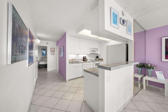 4767 Ocean Boulevard 203, San Diego, CA 92109