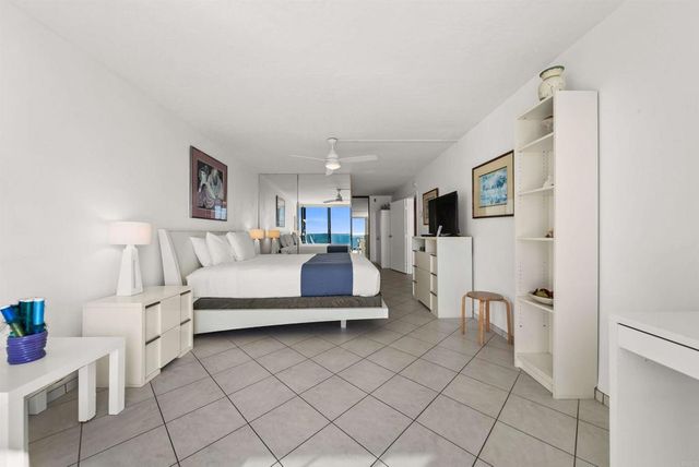 4767 Ocean Boulevard 203, San Diego, CA 92109