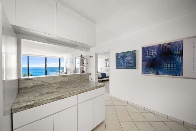 4767 Ocean Boulevard 203, San Diego, CA 92109