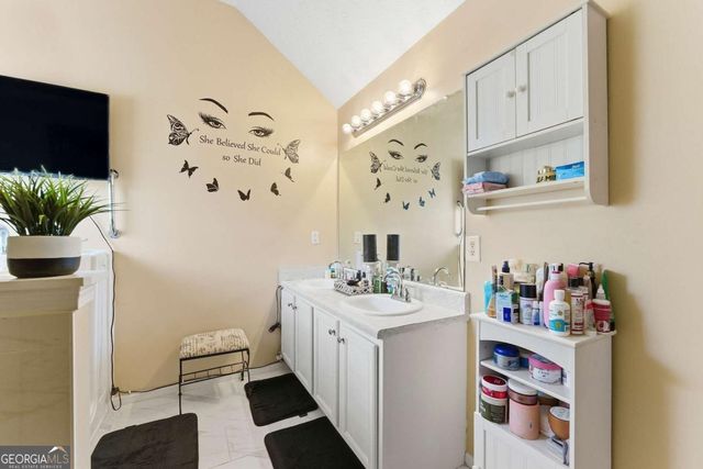 1600 Gallup Drive, Stockbridge, GA 30281