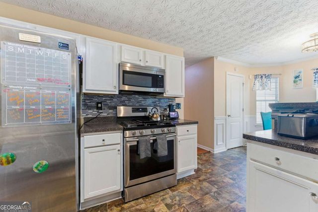 1600 Gallup Drive, Stockbridge, GA 30281