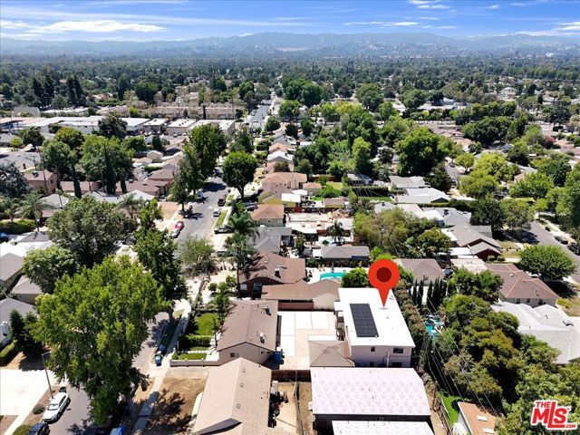 6913 Encino Avenue Upper unit, Los Angeles, CA 91406