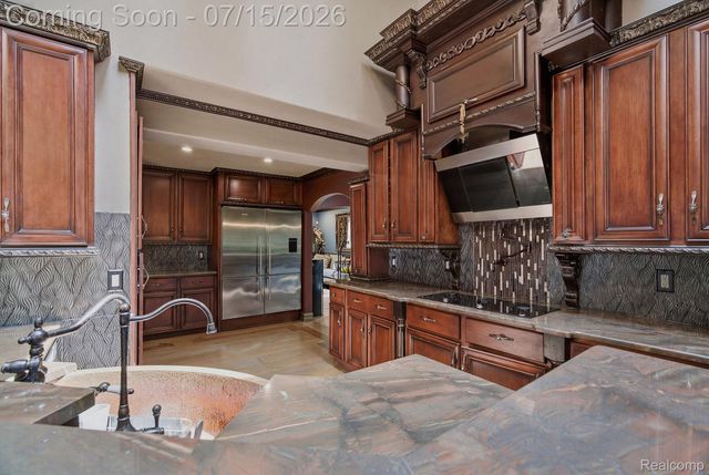 1258 Priscilla Lane, Rochester Hills, MI 48309