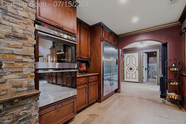 1258 Priscilla Lane, Rochester Hills, MI 48309