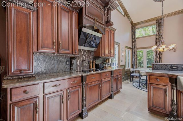 1258 Priscilla Lane, Rochester Hills, MI 48309
