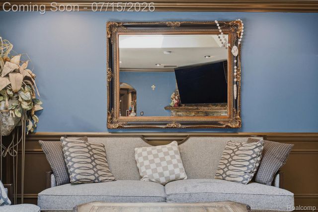 1258 Priscilla Lane, Rochester Hills, MI 48309