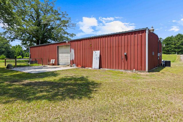 1333 US HWY 59, Jefferson, TX 75657