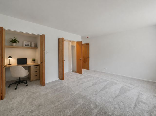 1025 S Fernandez Avenue 1S, Arlington Heights, IL 60005
