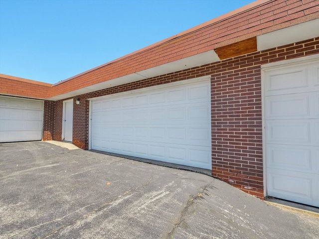 1025 S Fernandez Avenue 1S, Arlington Heights, IL 60005