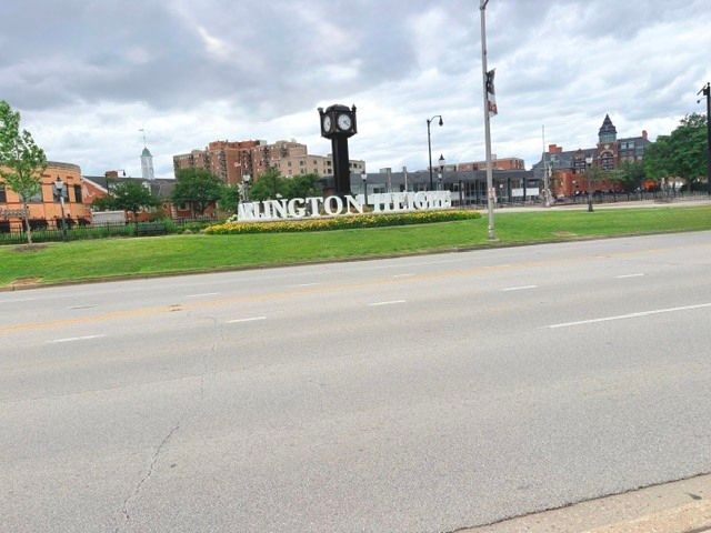 1025 S Fernandez Avenue 1S, Arlington Heights, IL 60005