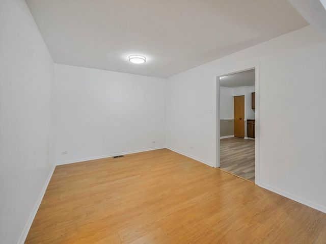 1025 S Fernandez Avenue 1S, Arlington Heights, IL 60005