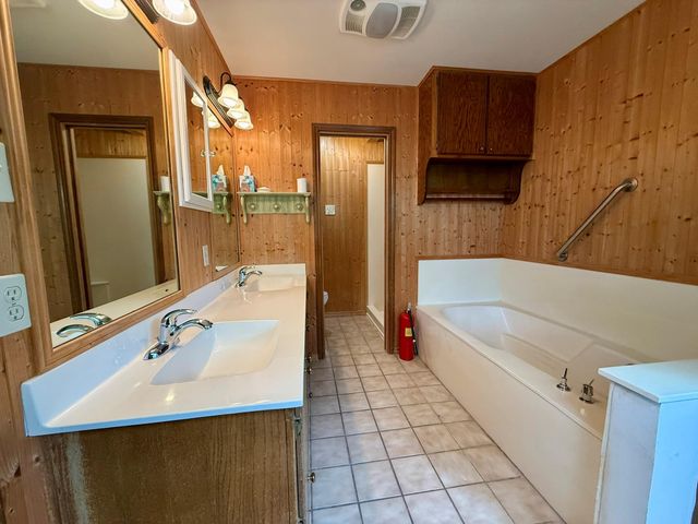 4748 Eck LN, Austin, TX 78734