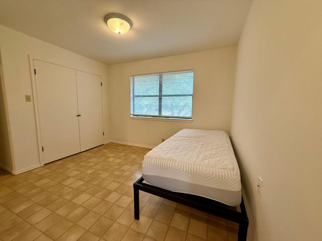 4748 Eck LN, Austin, TX 78734