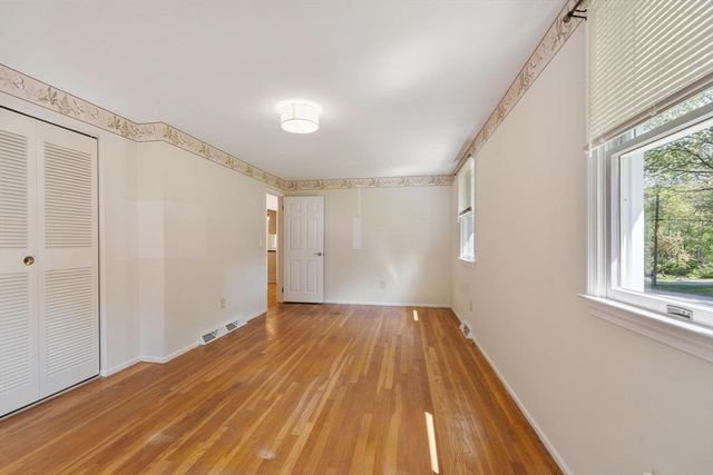 24 Meadowview Rd, Georgetown, MA 01833