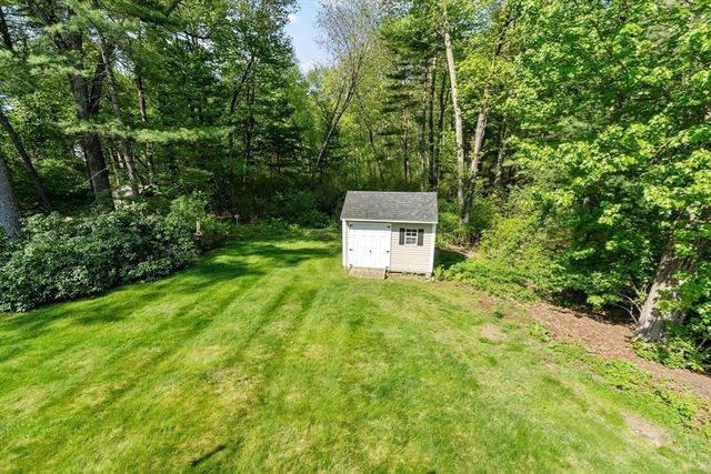 24 Meadowview Rd, Georgetown, MA 01833