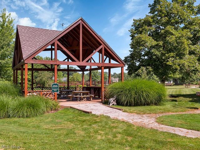 2148 Southampton Lane, Avon, OH 44011