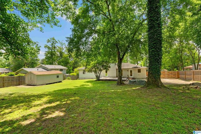 2121 WHITE WAY, Hoover, AL 35226