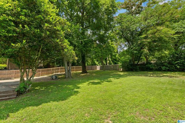 2121 WHITE WAY, Hoover, AL 35226