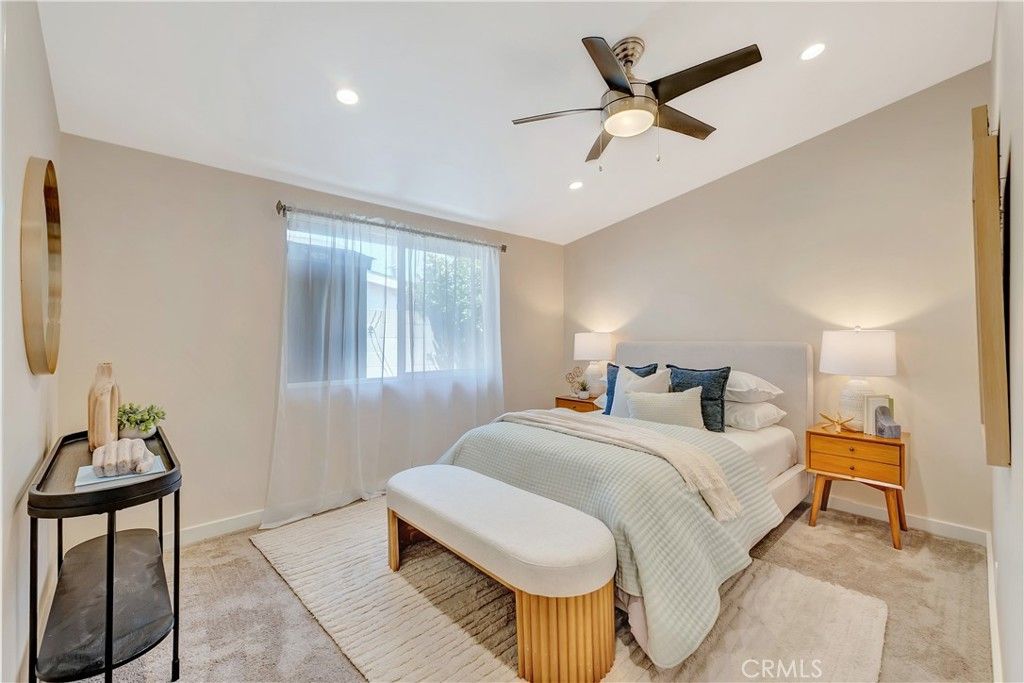 Image 12 of property listing at 2136 Parsons, Costa Mesa, CA 92627