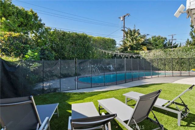 24136 Kittridge, West Hills, CA 91307