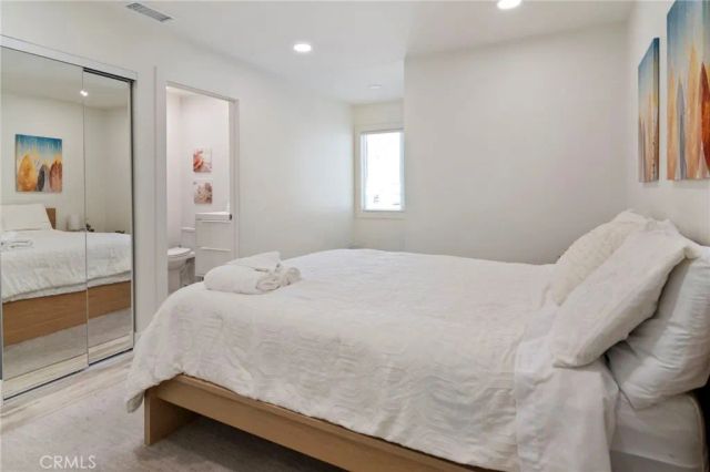 24136 Kittridge, West Hills, CA 91307