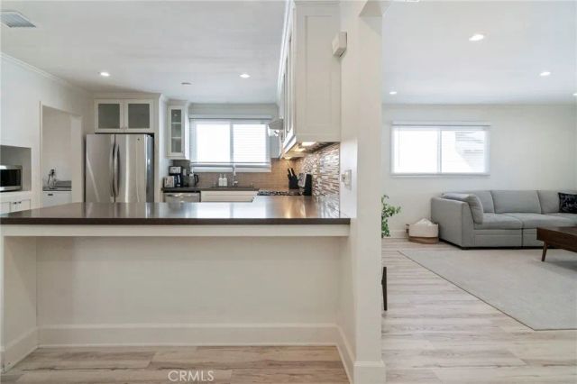 24136 Kittridge, West Hills, CA 91307