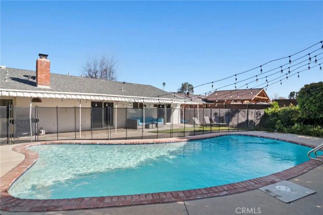 24136 Kittridge, West Hills, CA 91307