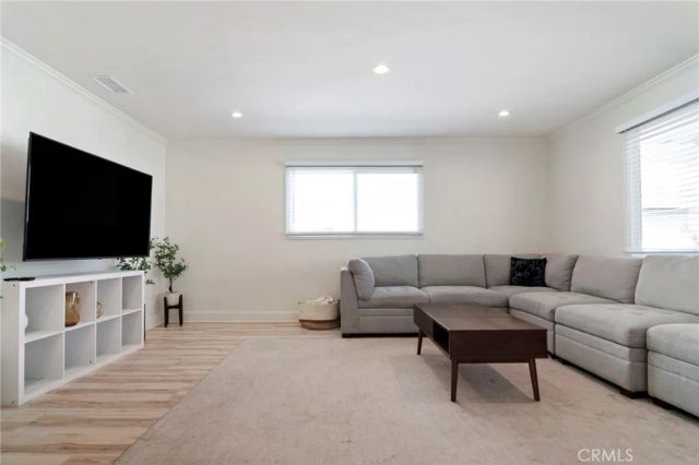 24136 Kittridge, West Hills, CA 91307