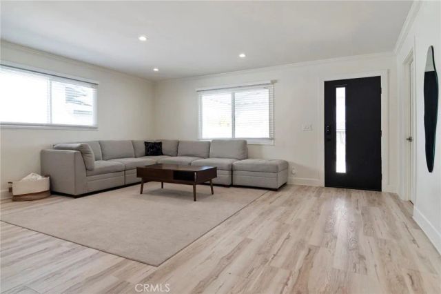 24136 Kittridge, West Hills, CA 91307