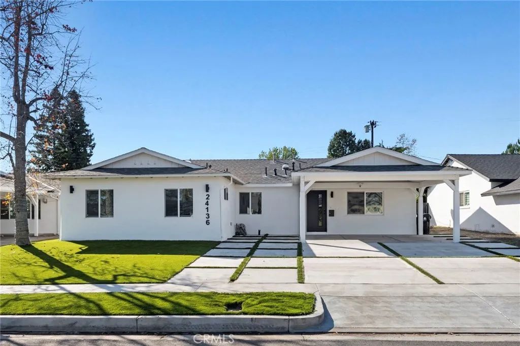 24136 Kittridge, West Hills, CA 91307