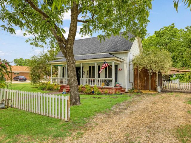 301 S Main Street, Crandall, TX 75114