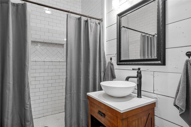 1800 Algonquin Street, Waco, TX 76707