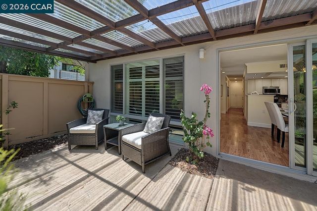 1149 Singingwood Ct 2, Walnut Creek, CA 94595