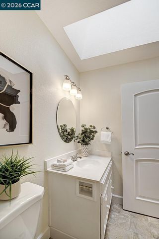 1149 Singingwood Ct 2, Walnut Creek, CA 94595