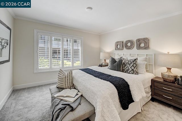1149 Singingwood Ct 2, Walnut Creek, CA 94595