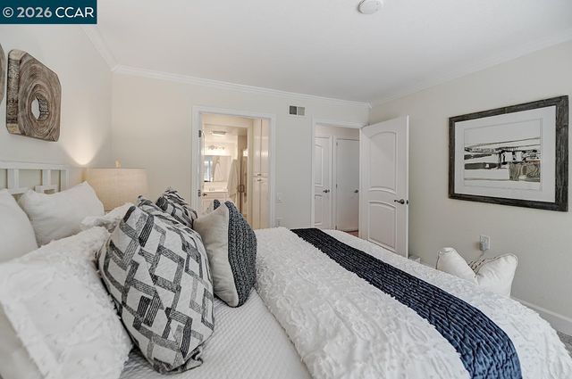 1149 Singingwood Ct 2, Walnut Creek, CA 94595