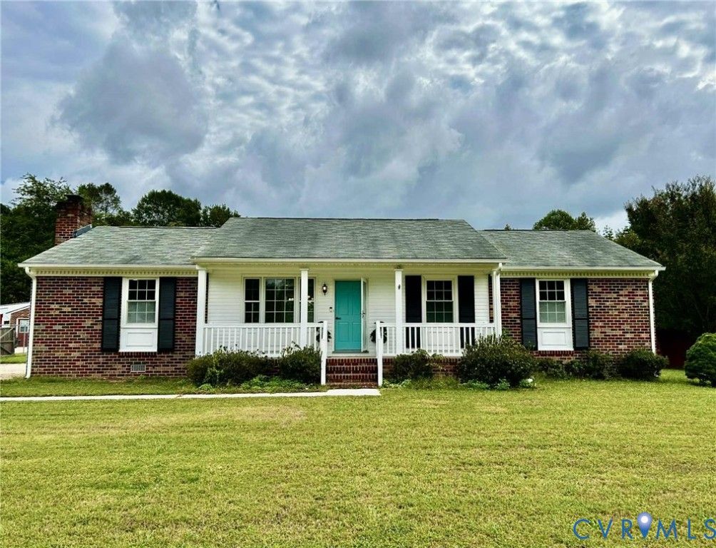 15411 Maranatha Ave, Chester, VA 23836