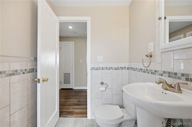 1070 Highland Avenue, Tonawanda, NY 14223