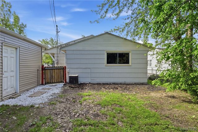 1070 Highland Avenue, Tonawanda, NY 14223