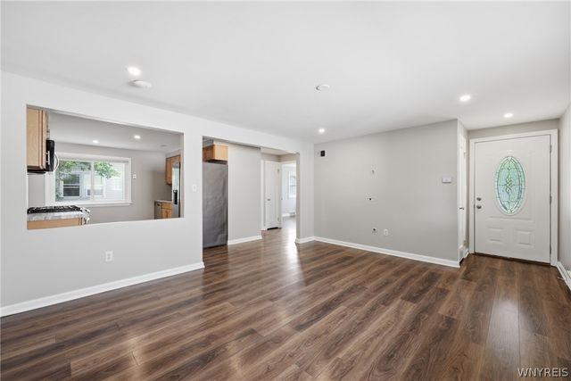 1070 Highland Avenue, Tonawanda, NY 14223