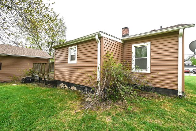 2710 30th Street, Zion, IL 60099