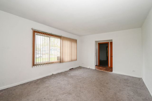 2710 30th Street, Zion, IL 60099