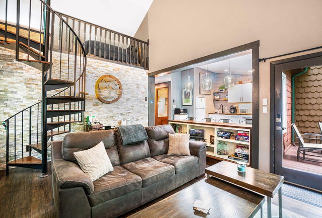 6479 Kliffendorf Drive, Custer Twp, MI 49615