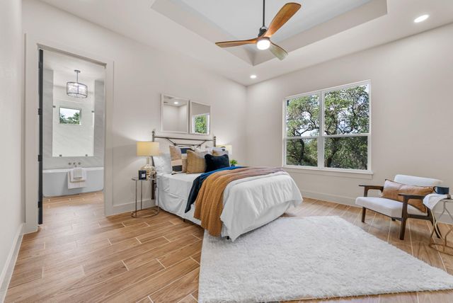 375 Shady HOLW, New Braunfels, TX 78132