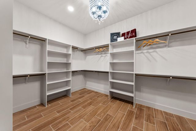 375 Shady HOLW, New Braunfels, TX 78132