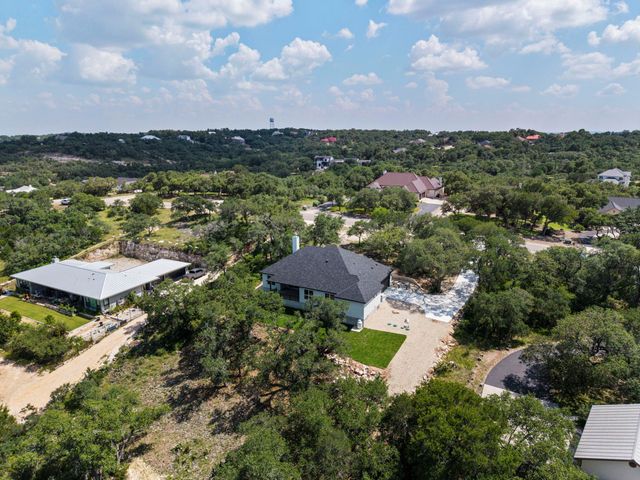 375 Shady HOLW, New Braunfels, TX 78132