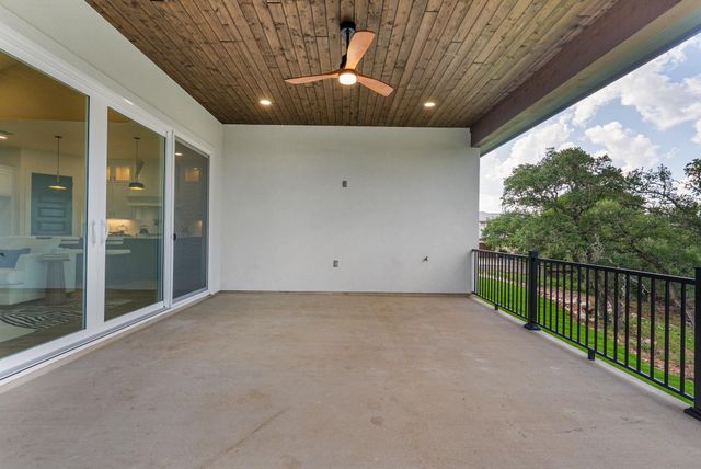 375 Shady HOLW, New Braunfels, TX 78132