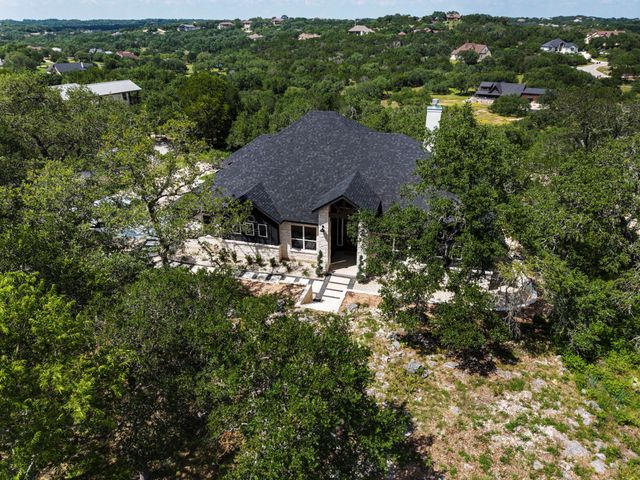 375 Shady HOLW, New Braunfels, TX 78132