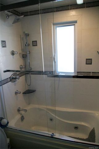 2082 Renfrew Avenue, Elmont, NY 11003