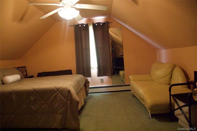 2082 Renfrew Avenue, Elmont, NY 11003